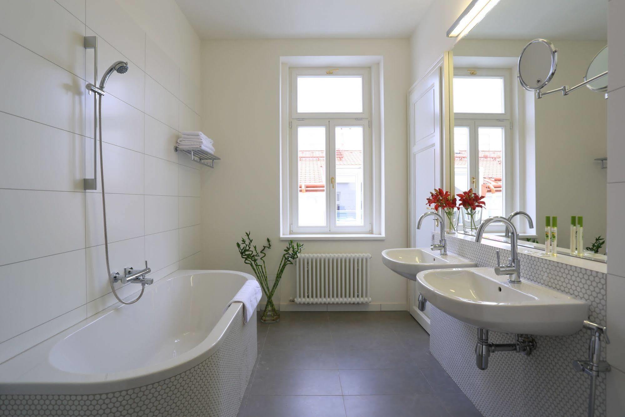 & Apartahotel Praga
